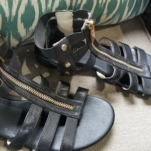 Black Micheal Kors Leather Sandls.